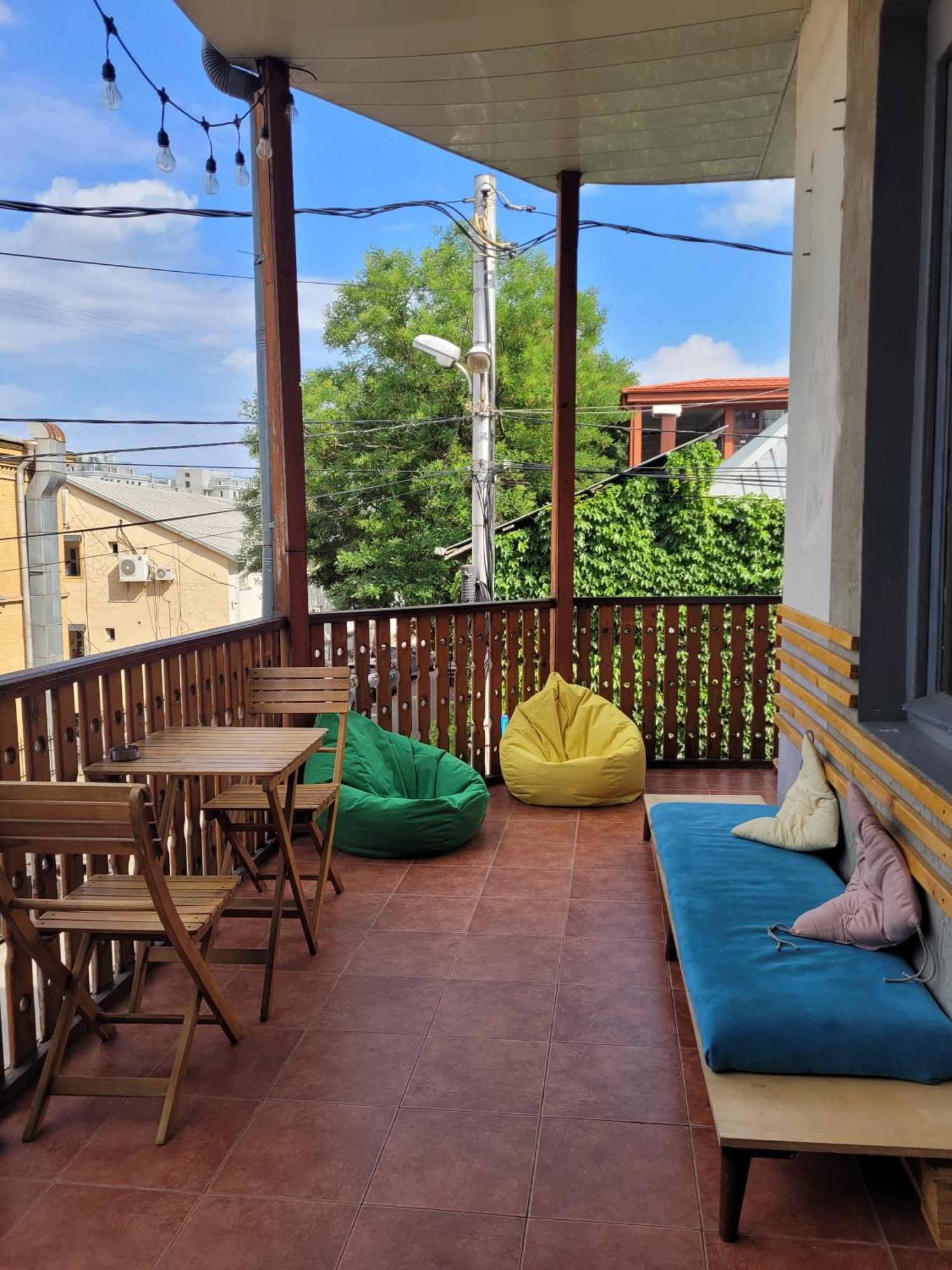 Friends Hostel Tbiliszi Kültér fotó